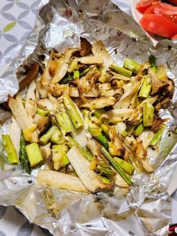 Grilled king oyster mushrooms and asparagus with mayonnaise, JPG