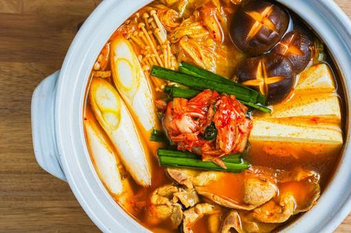 キムチ鍋 キムチ鍋,鍋料理,豚肉の写真素材