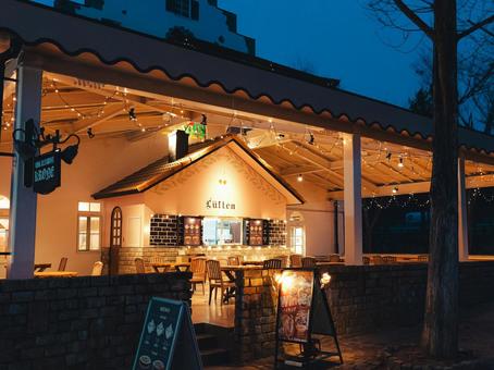 レストラン レストラン,屋外,イルミネーションの写真素材