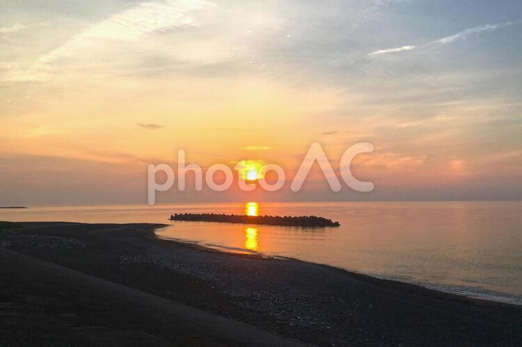夕焼けの日本海 夕焼け,夕日,サンセットの写真素材