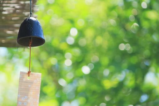 One summer day and wind chimes, windspiele, abkühlen, der sommer, JPG