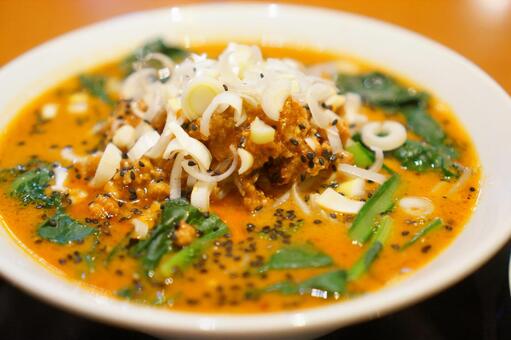 具だくさんで濃厚な本格担々麺 担々麺,タンタンメン,ラーメンの写真素材