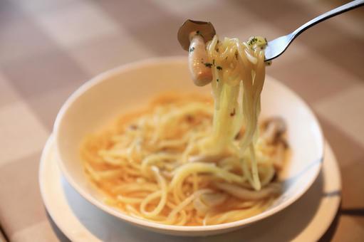 Mushroom pasta, JPG Mushroom pasta, JPG