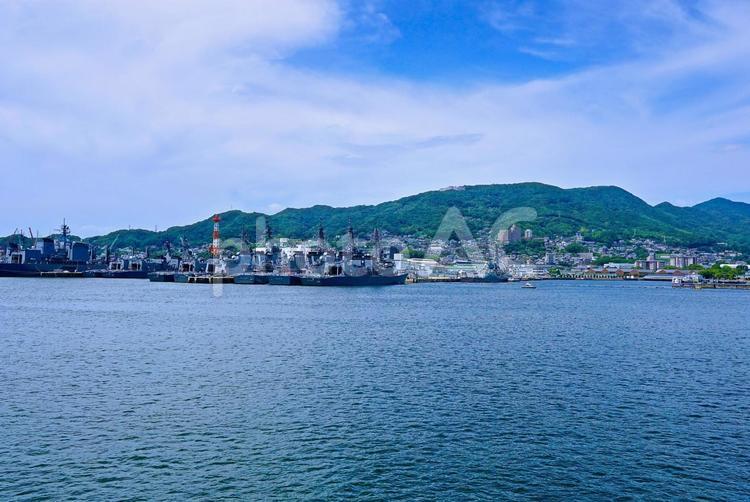 佐世保港の風景 佐世保港,護衛艦,海上自衛隊の写真素材