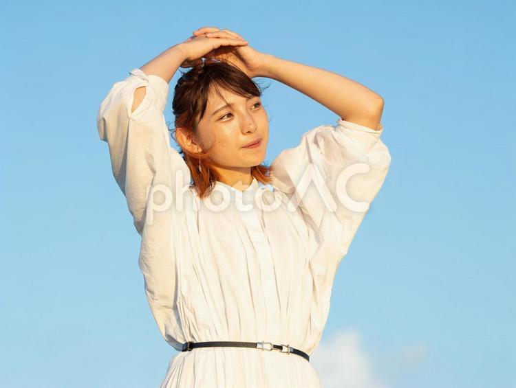 ２０代の女性 自然,風景,女性の写真素材