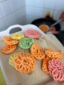 Photo, tapioca crackers, fried cracker, tapioca, 