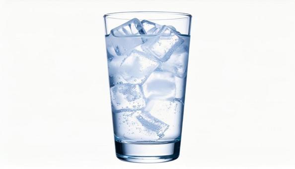 炭酸水 氷入り 炭酸水 氷入りの写真