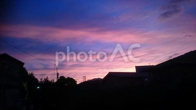 夕暮れ 夕焼け  夕焼け,夕暮れ,きれいの写真素材