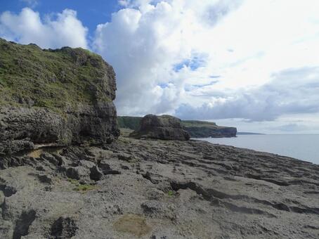 犬の門蓋（奄美十景・徳之島） 犬の門蓋,海食崖,奄美十景の写真素材