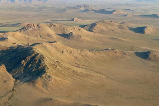 上空から見たモンゴルの平原 上空から見たモンゴルの平原 モンゴル,平原,草原の写真素材