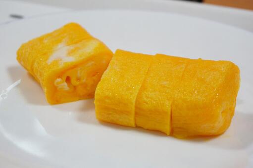 皿の上の卵焼き6　卵料理素材　料理 卵焼き,玉子,料理の写真素材