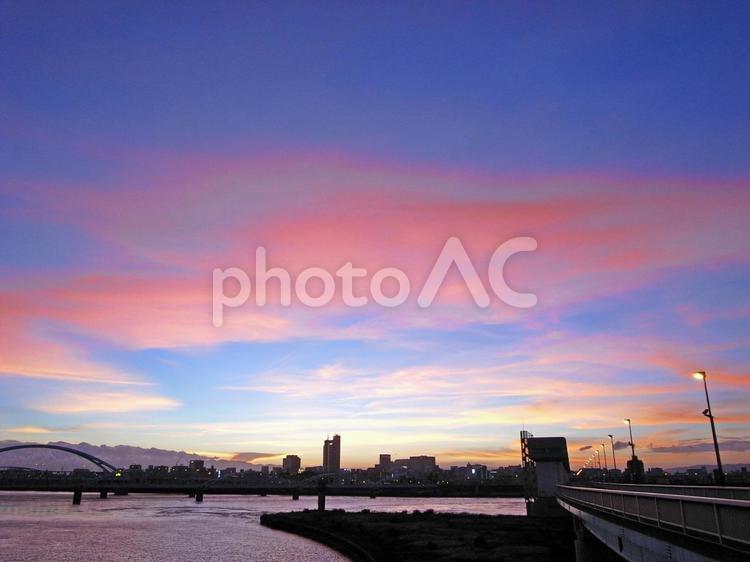 淀川の夕景3 夕焼け,夕空,夕景の写真素材
