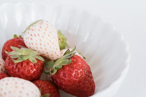 Photo, strawberry, white, pearl white, 