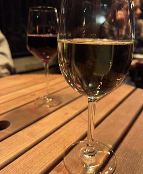 ワイン ワイン,ワイングラス,白ワインの写真素材