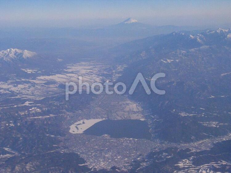 諏訪湖と富士山 諏訪湖,富士山,冬の諏訪湖の写真素材