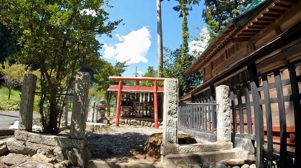 埼玉県秩父市荒川白久　白久神明社　摂社 埼玉県,秩父市,拝殿の写真素材