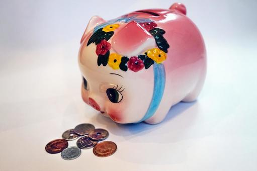 貯金箱と小銭 貯金箱と小銭 貯金箱,ブタ,コインの写真素材