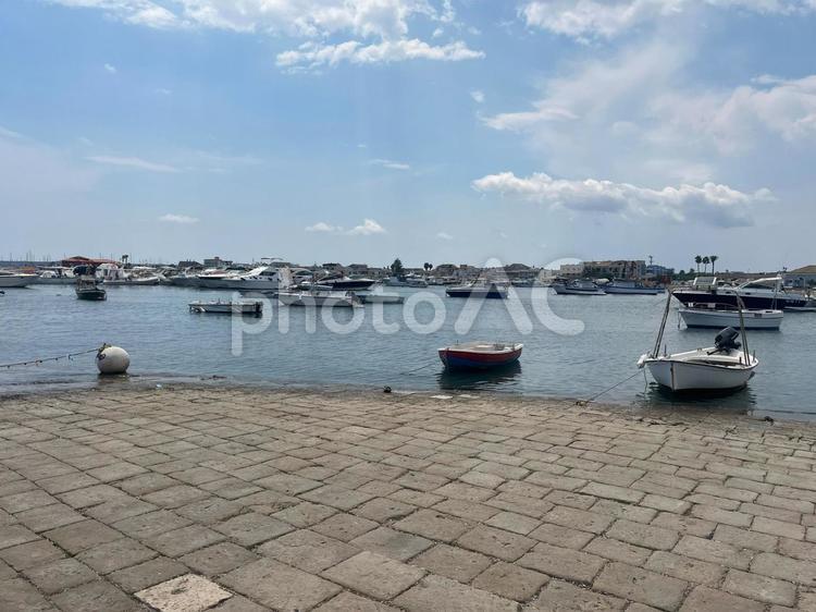 シチリアの小さな港町 海,景色,風景の写真素材