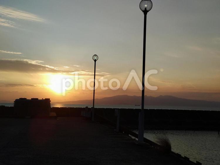 夕暮れの海 風景,夕日,サンセットの写真素材