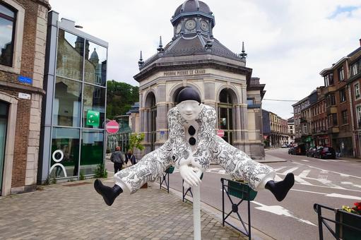 Clown monuments in the city, JPG Clown monuments in the city, JPG