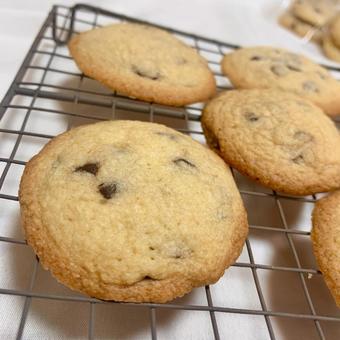 手作りのチョコチップクッキー クッキー,チョコチップクッキー,手作りお菓子の写真素材