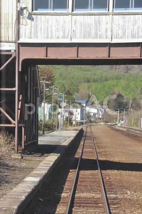 ローカル列車　運転席からの風景 ローカル列車,jr,車窓の写真素材