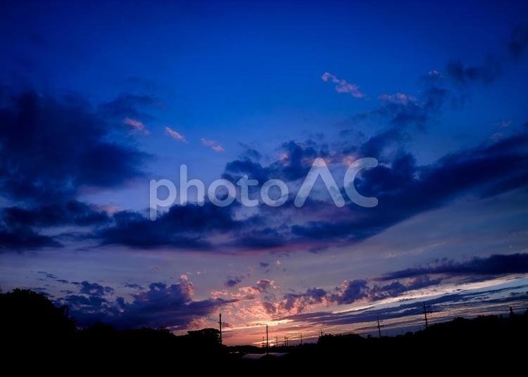 夕方の風景 黄昏,景色,sunsetの写真素材