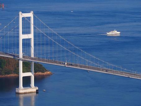 来島海峡第二大橋　しまなみ海道 しまなみ海道,橋,海の写真素材