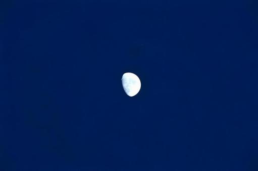 上弦の月 上弦の月 月,半月,夜空の写真素材