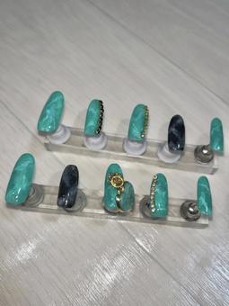 大理石ネイル ネイルチップ,セルフネイル,グリーンの写真素材