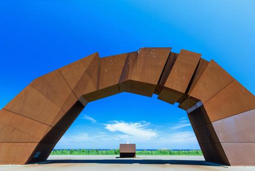 Symbolic statue commemorating the return of the Northern Territories, symbolic statue for the return of the northern territories, root city, nemuro, JPG