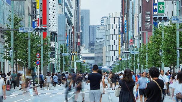 銀座中央通り 銀座中央通りの写真
