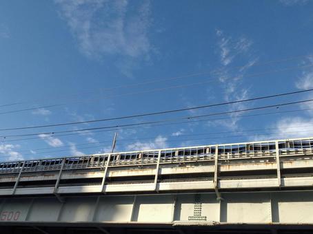 高架線 高架線,駅,線路の写真素材