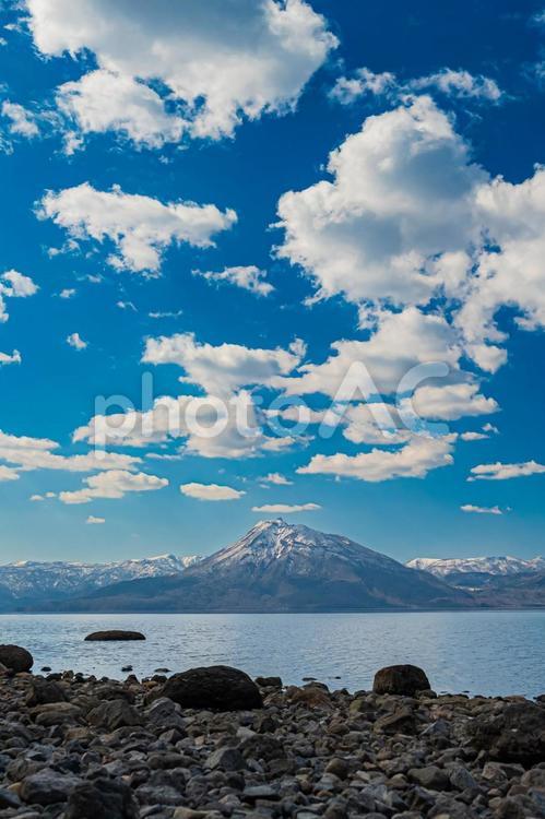 北海道　快晴の支笏湖 北海道,hokkaido,支笏湖の写真素材