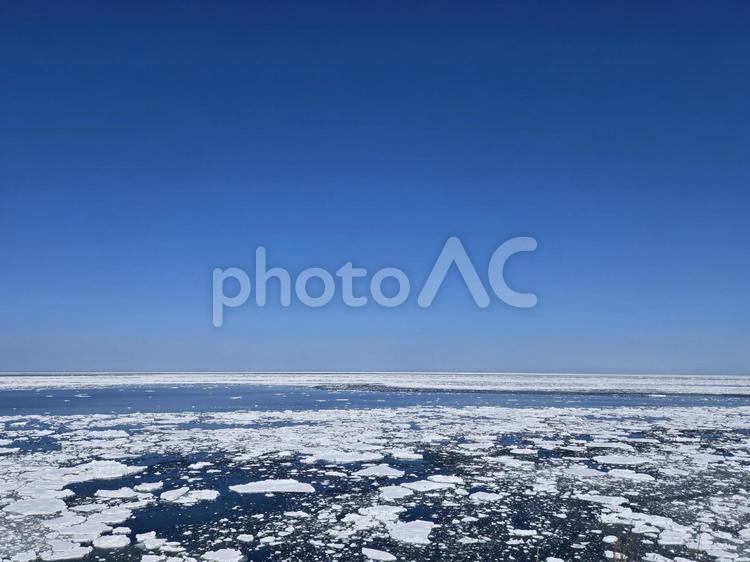 冬の北海道 網走  流氷観光砕氷船 冬,北海道,旅行の写真素材