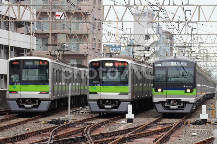 都営新宿線、10-300型の並び 都営新宿線,都営,地下鉄の写真素材