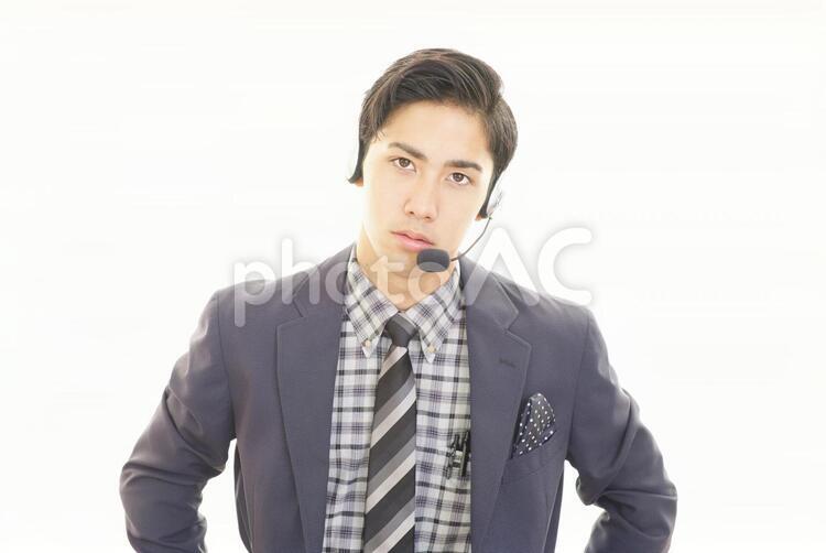 疲れた表情のオペレーター オペレーター,男,男性の写真素材