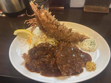エビフライ　チキンカツ ディナー,ランチ,洋食の写真素材