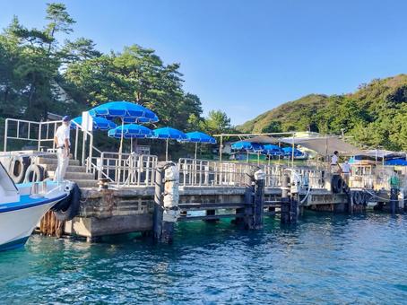 西伊豆　堂ヶ島マリン 遊覧船の桟橋 堂ヶ島,遊覧船,観光船の写真素材