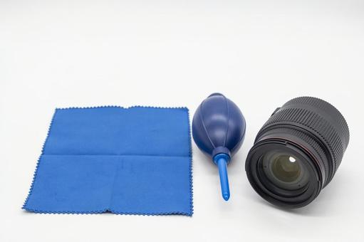 カメラレンズと清掃メンテナンス用品 カメラ,レンズ,メンテナンスの写真素材