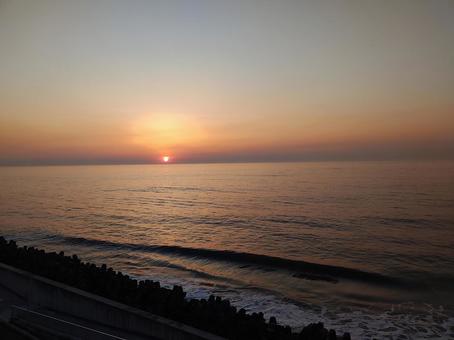 日の出の海 日の出の海の写真