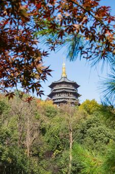 杭州・雷峰塔 雷峰塔,西湖,杭州の写真素材