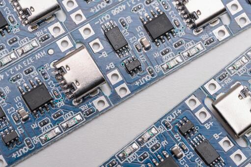 USB端子付き電子基板の精密パーツ 基板,電子部品,usbの写真素材