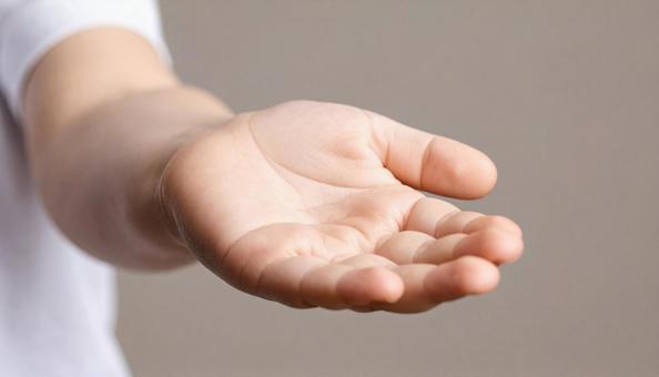 手のひら 男の子1 手のひら 男の子1の写真