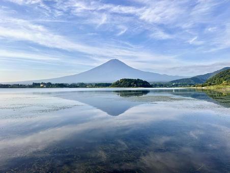 河口湖と富士山 河口湖と富士山 富士山,河口湖,湖の写真素材