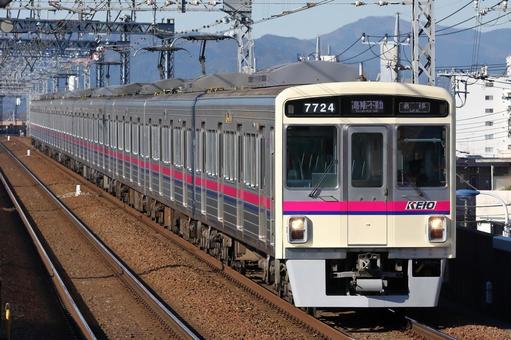 京王電鉄、7000系、7724編成 京王電鉄,京王線,7000系の写真素材