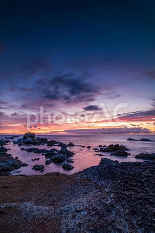 海辺の夕暮れ 夕焼け,夕暮れ,夕空の写真素材