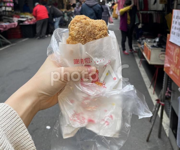 台湾の朝市場でダージーパイ 台湾,名物,食べるの写真素材