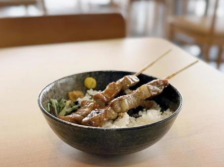 焼き鳥丼 やきとり丼,焼き鳥丼,やきとりの写真素材