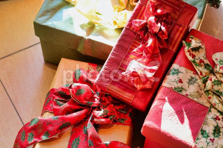 プレゼントボックス　クリスマスやお誕生日等にどうぞ プレゼント,クリスマスプレゼント,プレゼントボックスの写真素材